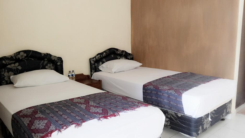 קוטה לומבוק Mustika Inn מראה חיצוני תמונה