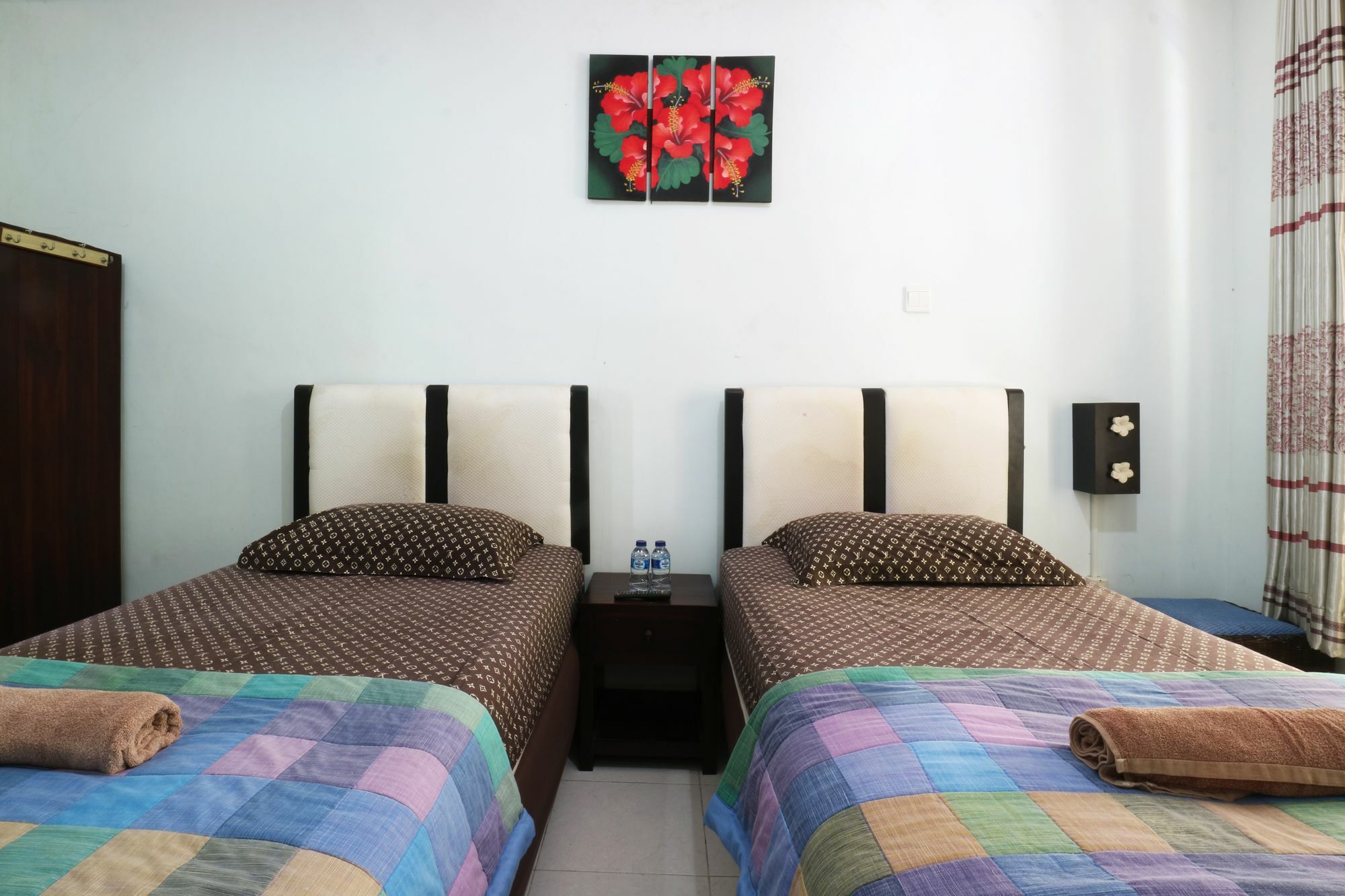 קוטה לומבוק Mustika Inn מראה חיצוני תמונה