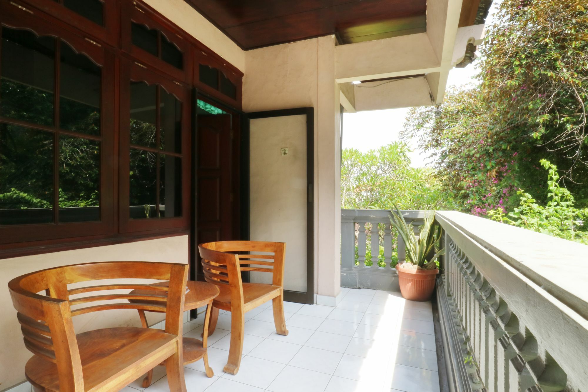 קוטה לומבוק Mustika Inn מראה חיצוני תמונה
